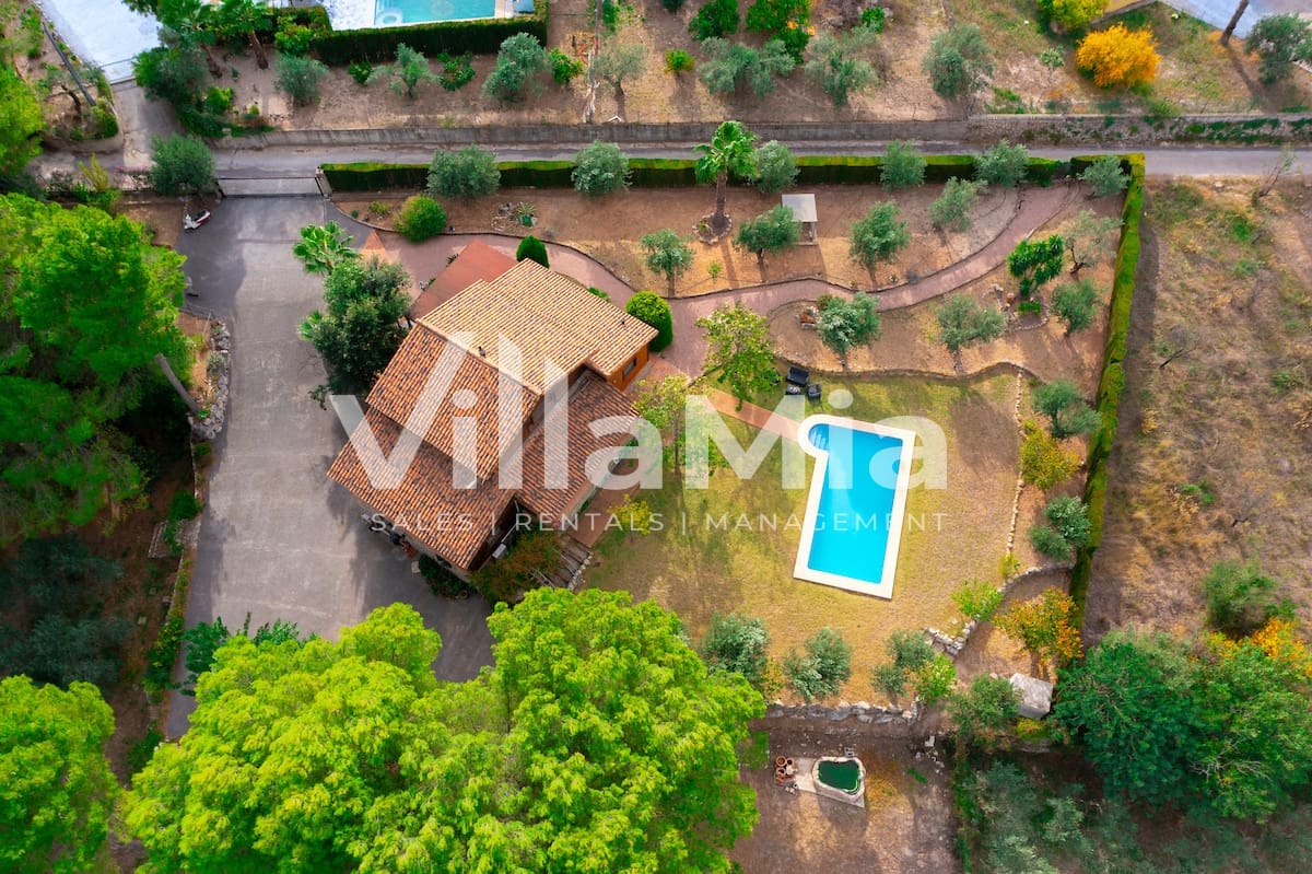 4 sovrum Finca/Hus på landet till salu i Orba med pool - 899 000 € (Ref: 9891661)