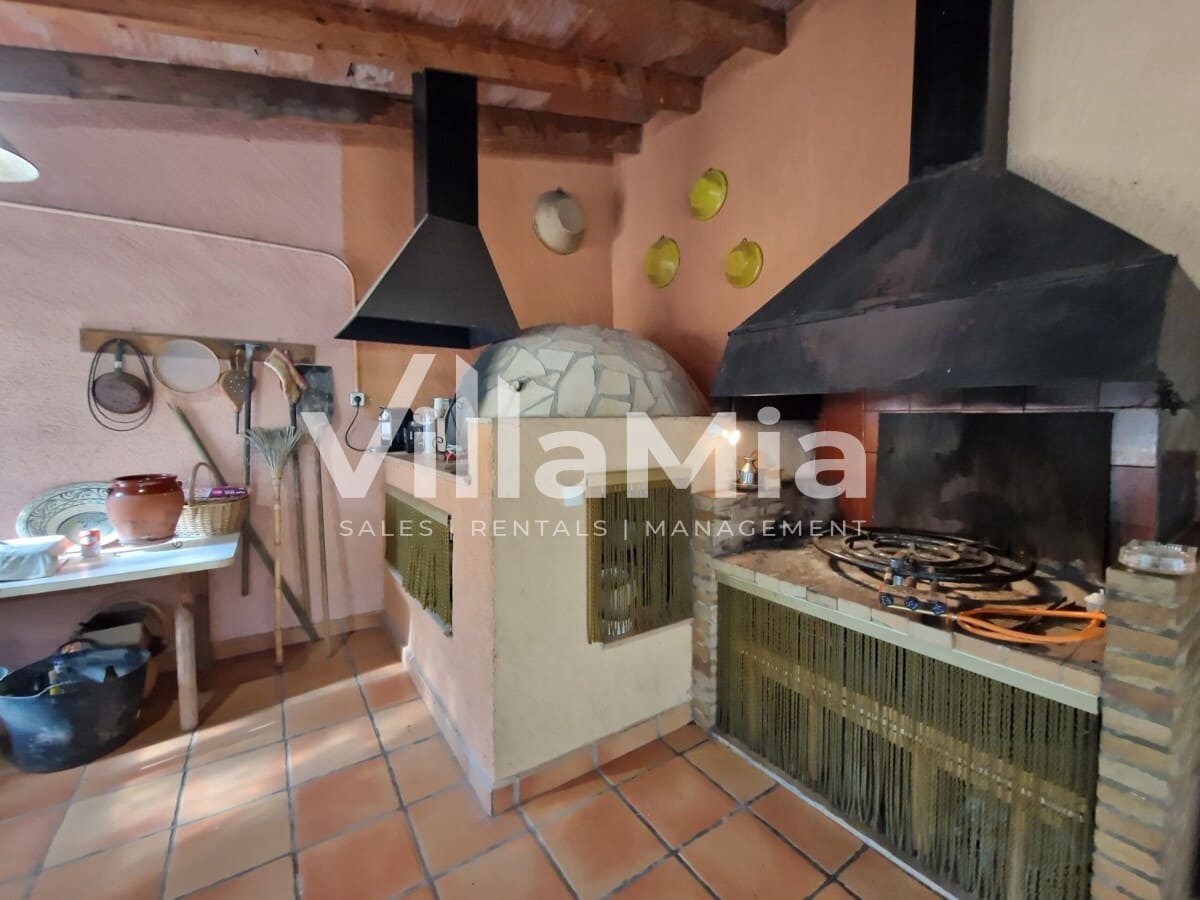 4 sovrum Finca/Hus på landet till salu i Orba med pool - 899 000 € (Ref: 9891661)
