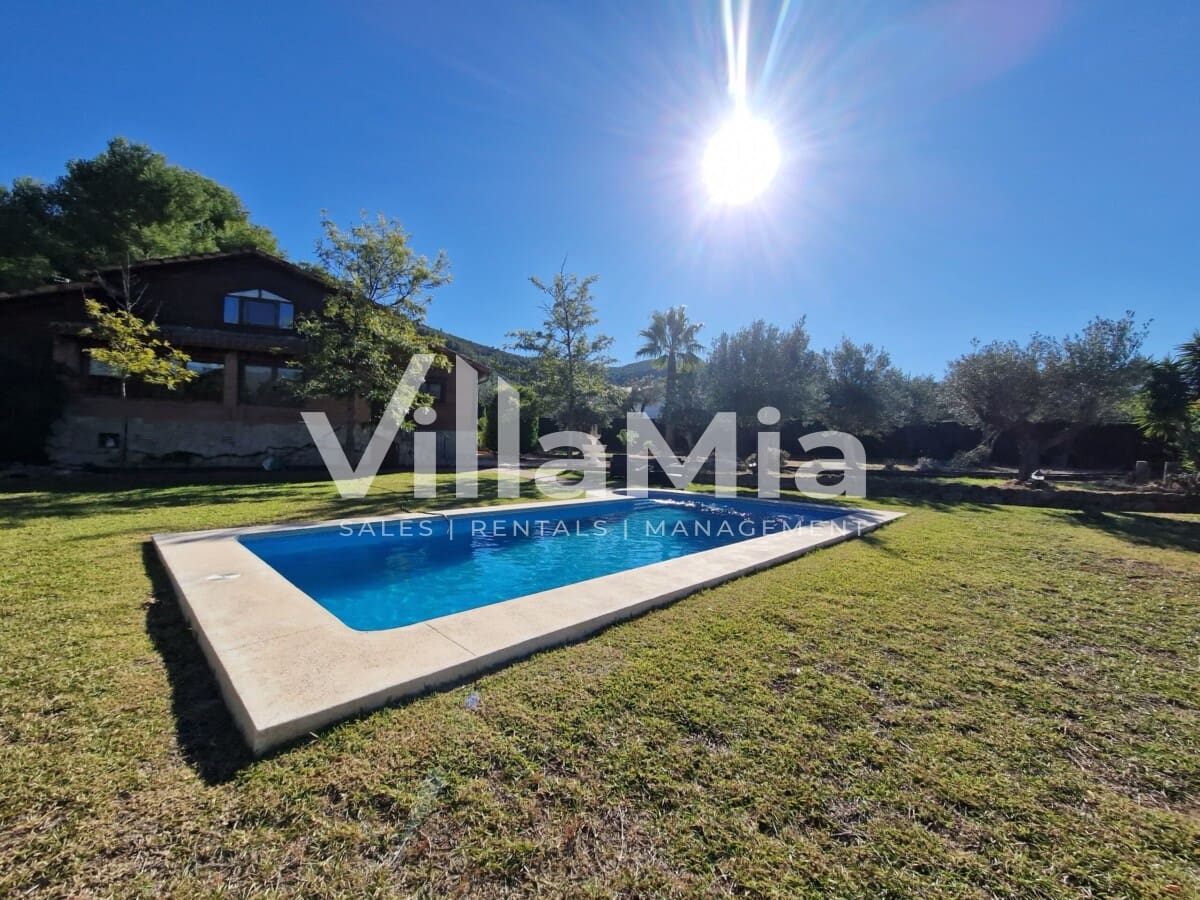 4 sovrum Finca/Hus på landet till salu i Orba med pool - 899 000 € (Ref: 9891661)