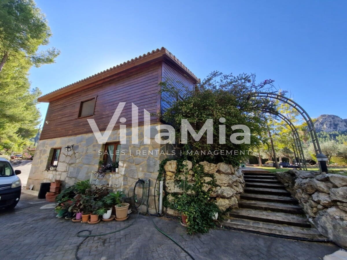 4 sovrum Finca/Hus på landet till salu i Orba med pool - 899 000 € (Ref: 9891661)