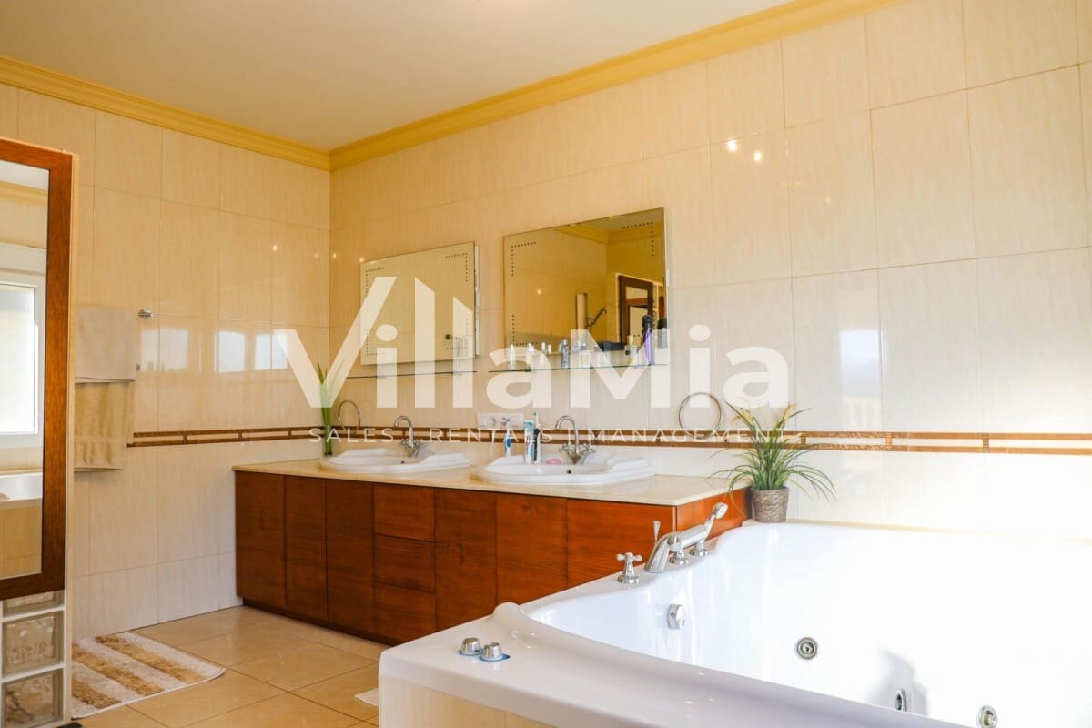 4 chambre Villa/Maison à vendre à Javea / Xabia avec piscine - 835 000 € (Ref: 9891662)