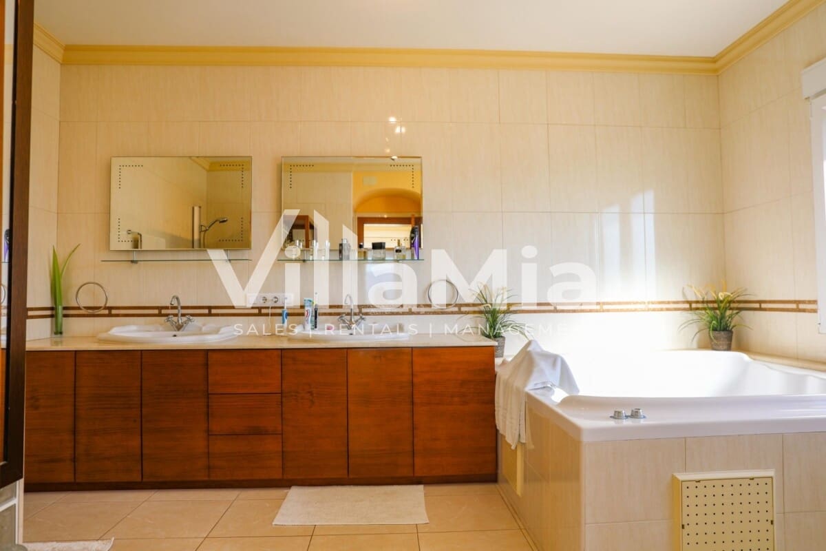 4 chambre Villa/Maison à vendre à Javea / Xabia avec piscine - 835 000 € (Ref: 9891662)