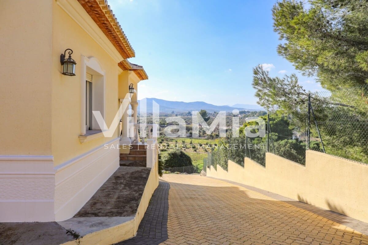 4 chambre Villa/Maison à vendre à Javea / Xabia avec piscine - 835 000 € (Ref: 9891662)