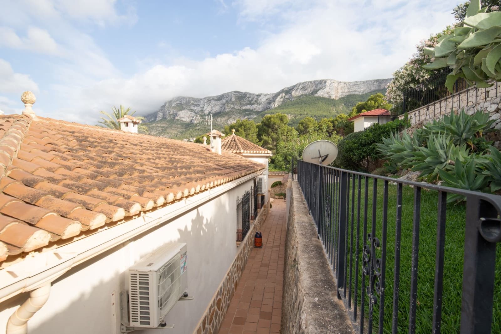 4 soverom Villa til salgs i Denia med svømmebasseng garasje - € 870 000 (Ref: 9901622)