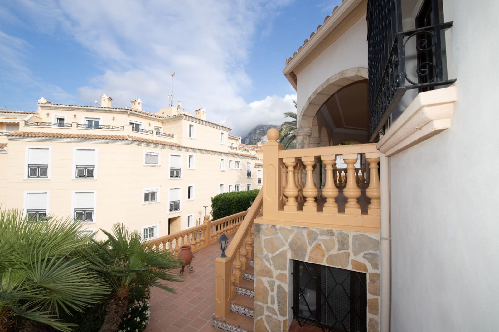 4 soverom Villa til salgs i Denia med svømmebasseng garasje - € 870 000 (Ref: 9901622)