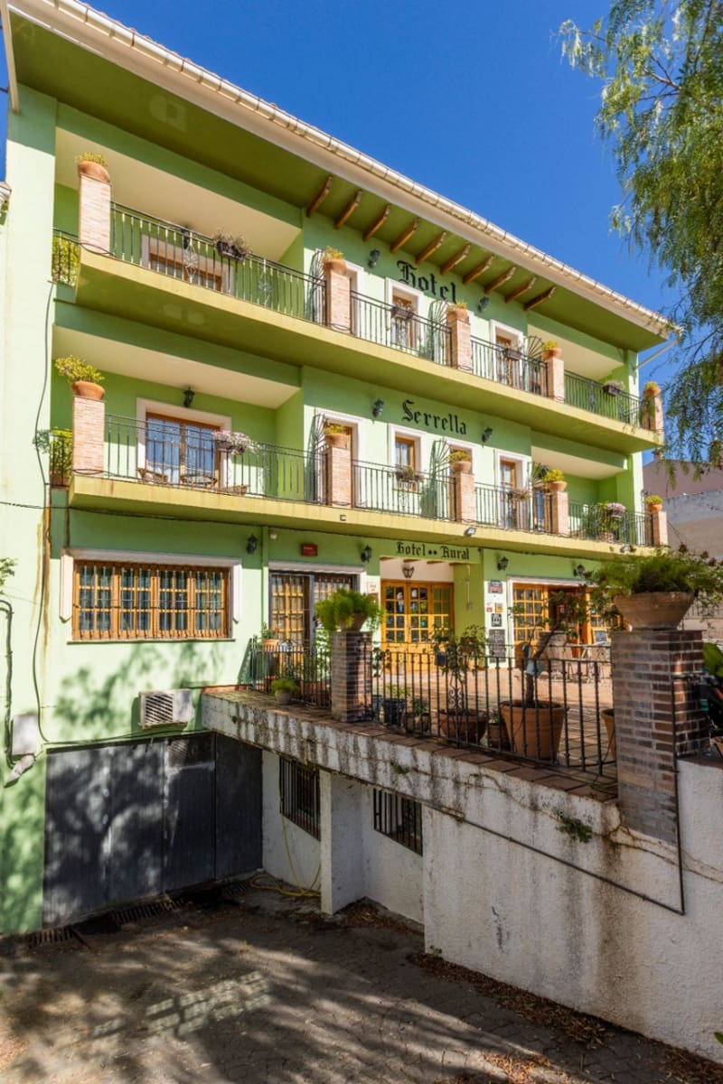 Hotel te koop in Castell de Castells met garage - € 958.000 (Ref: 9902457)