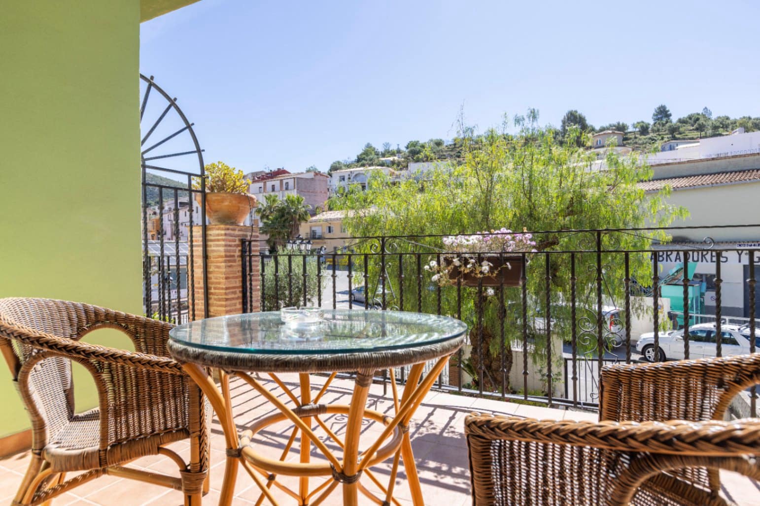 Hotel te koop in Castell de Castells met garage - € 958.000 (Ref: 9902457)