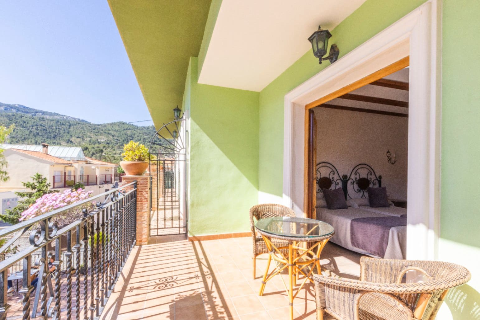 Hotel te koop in Castell de Castells met garage - € 958.000 (Ref: 9902457)