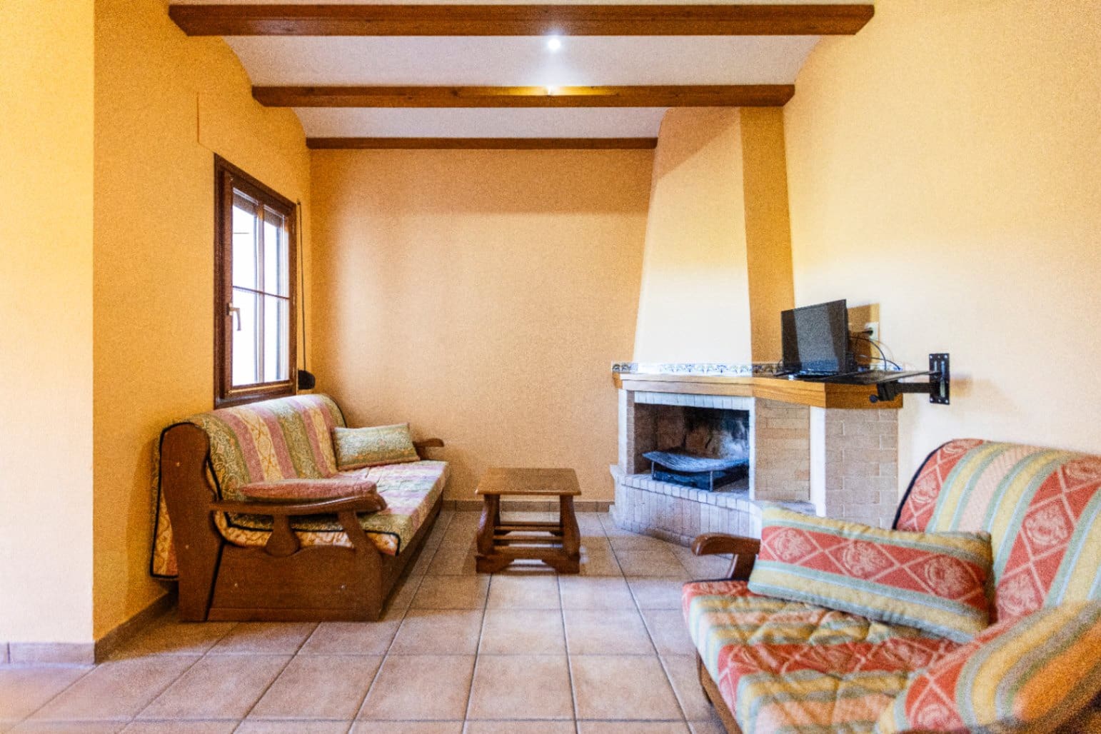 Hotel te koop in Castell de Castells met garage - € 958.000 (Ref: 9902457)