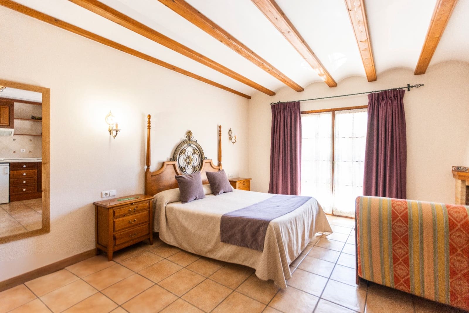 Hotel te koop in Castell de Castells met garage - € 958.000 (Ref: 9902457)