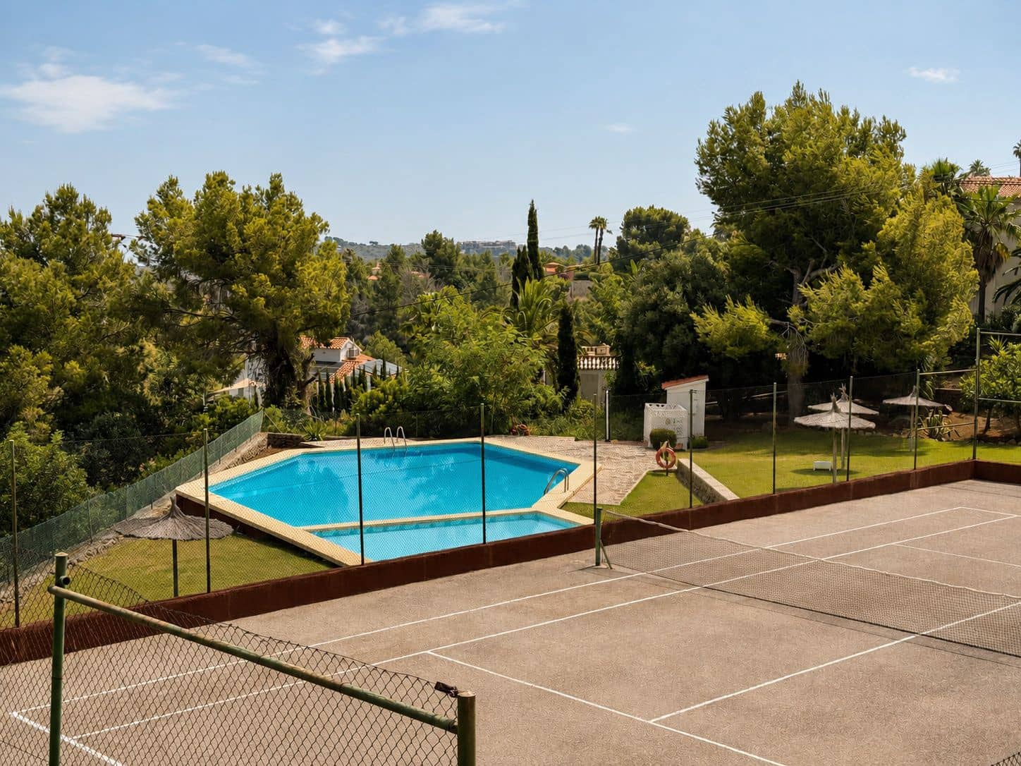 3 sovrum Villa till salu i Denia med pool garage - 450 000 € (Ref: 9956331)
