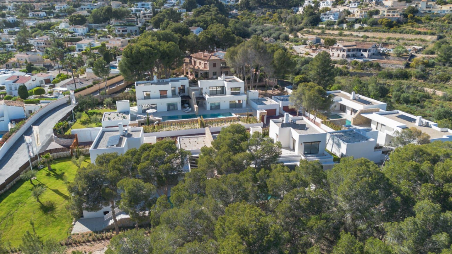 Chalet de 4 habitaciones en Moraira en venta con piscina garaje - 1.690.000 € (Ref: 9997343)