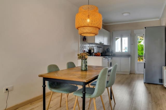 Apartamento de 2 habitaciones en Benitachell / Benitatxell en venta con piscina garaje - 289.000 € (Ref: 9997346)