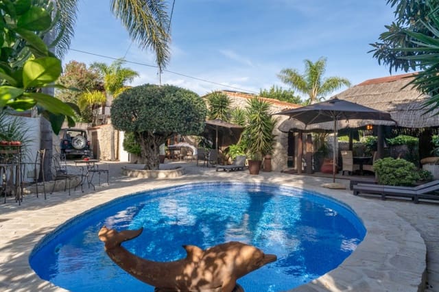 3 soverom Villa til salgs i Javea / Xàbia med svømmebasseng garasje - € 820 000 (Ref: 9997347)