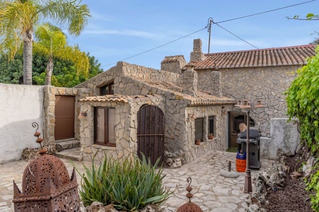 3 soverom Villa til salgs i Javea / Xàbia med svømmebasseng garasje - € 820 000 (Ref: 9997347)