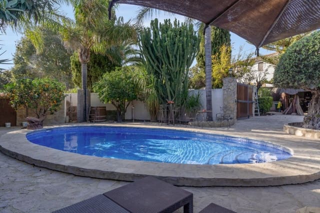 3 soverom Villa til salgs i Javea / Xàbia med svømmebasseng garasje - € 820 000 (Ref: 9997347)