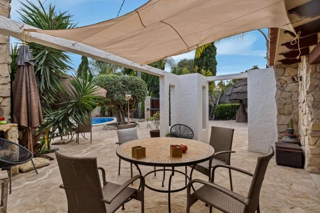 3 soverom Villa til salgs i Javea / Xàbia med svømmebasseng garasje - € 820 000 (Ref: 9997347)