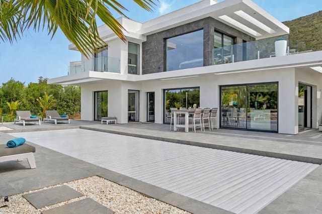 3 soveværelse Villa til salg i Javea / Xàbia med swimmingpool garage - € 1.395.000 (Ref: 9997351)