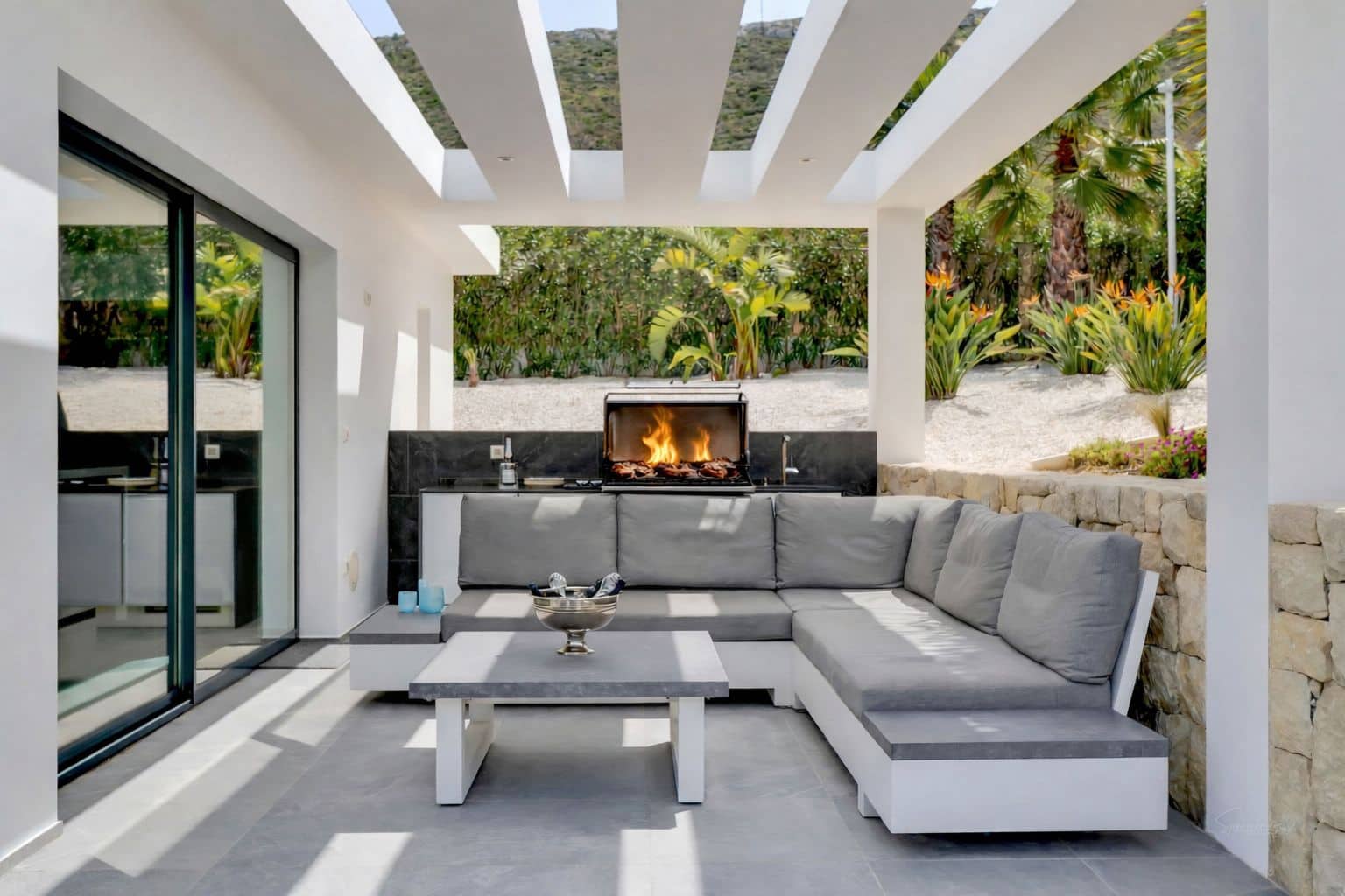 3 soveværelse Villa til salg i Javea / Xabia med swimmingpool garage - € 1.395.000 (Ref: 9997351)