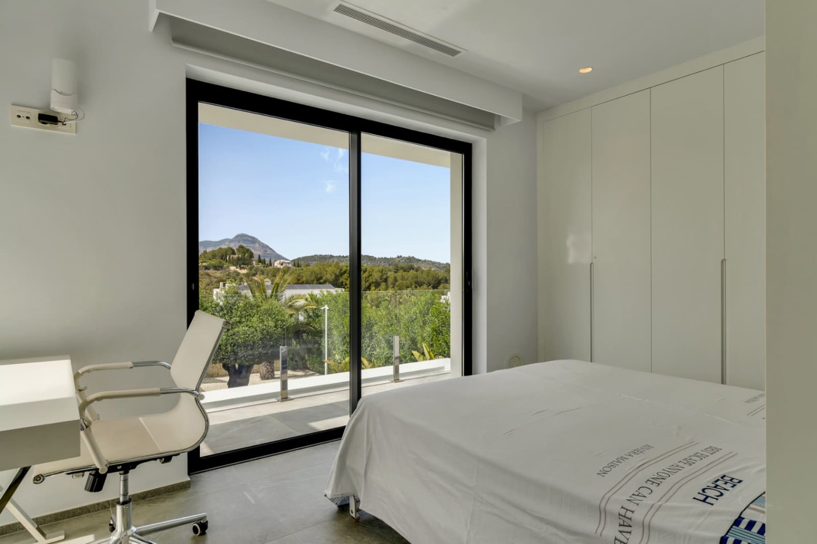 3 soveværelse Villa til salg i Javea / Xabia med swimmingpool garage - € 1.395.000 (Ref: 9997351)