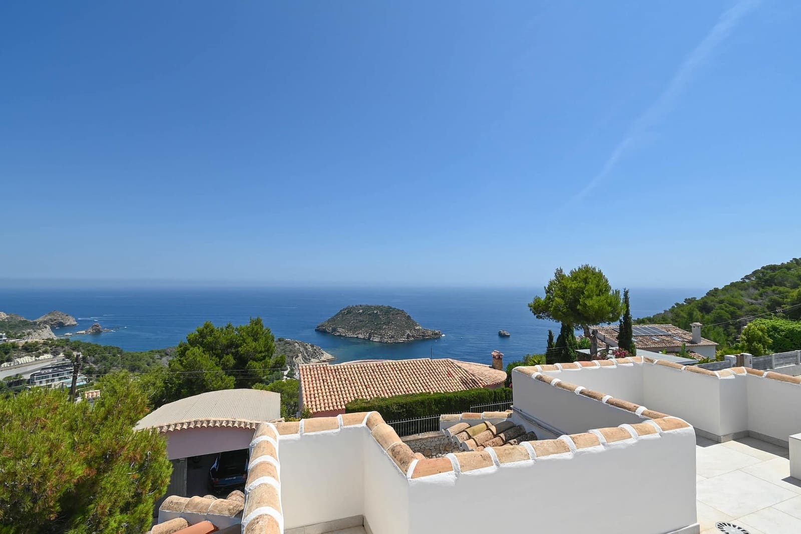 4 sypialnia Willa na sprzedaż w Javea / Xabia z basenem garażem - 1 695 000 € (Ref: 9997353)
