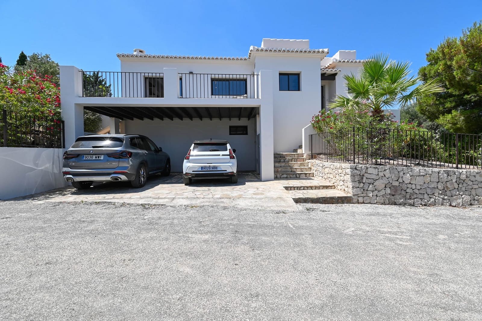 4 sypialnia Willa na sprzedaż w Javea / Xabia z basenem garażem - 1 695 000 € (Ref: 9997353)