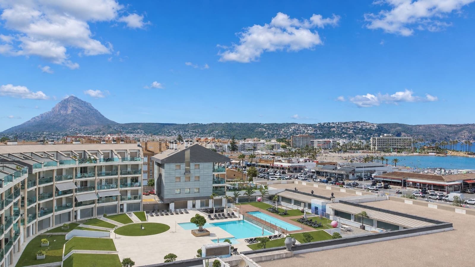 3 slaapkamer Appartement te koop in Arenal met zwembad garage - € 997.000 (Ref: 9997355)