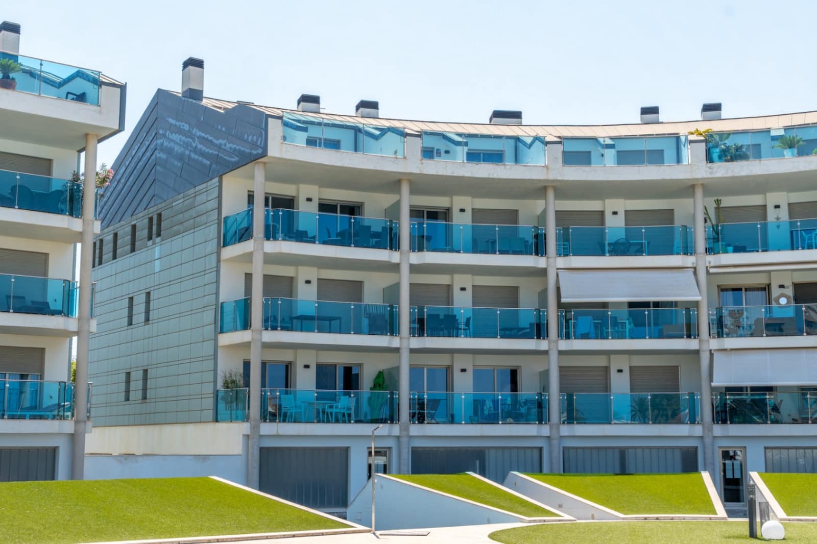 3 slaapkamer Appartement te koop in Arenal met zwembad garage - € 997.000 (Ref: 9997355)