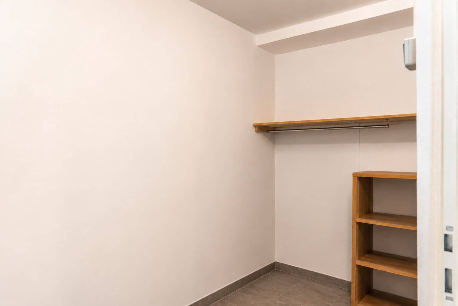 3 slaapkamer Appartement te koop in Arenal met zwembad garage - € 997.000 (Ref: 9997355)