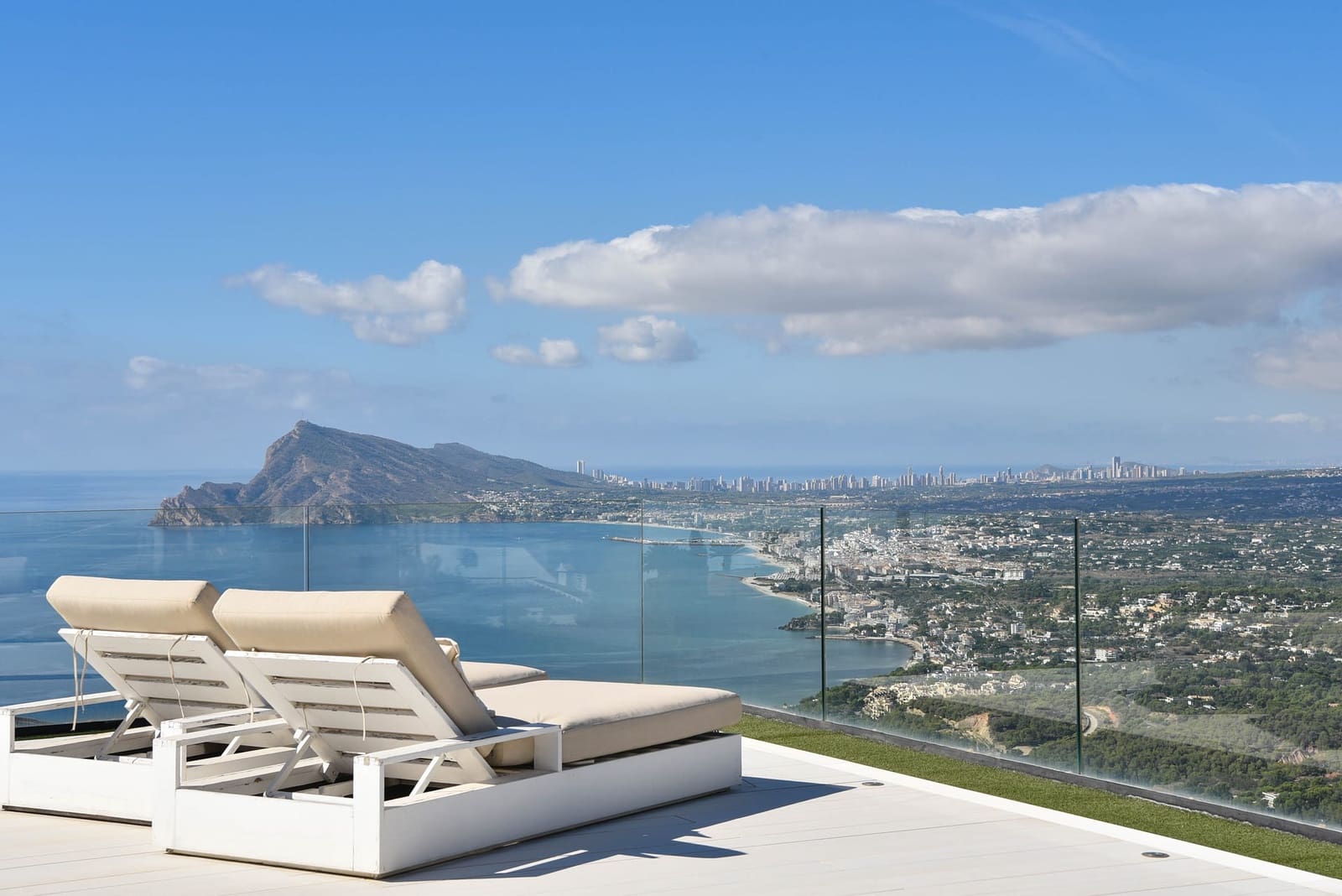 6 soveværelse Villa til salg i Altea med swimmingpool garage - € 2.495.000 (Ref: 9997356)