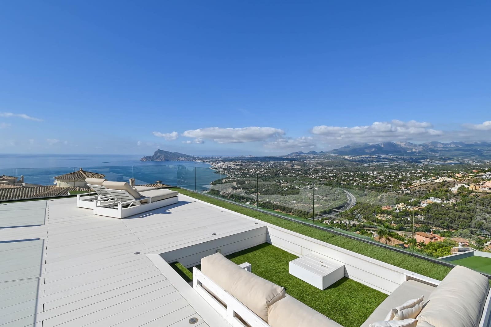 6 soveværelse Villa til salg i Altea med swimmingpool garage - € 2.495.000 (Ref: 9997356)