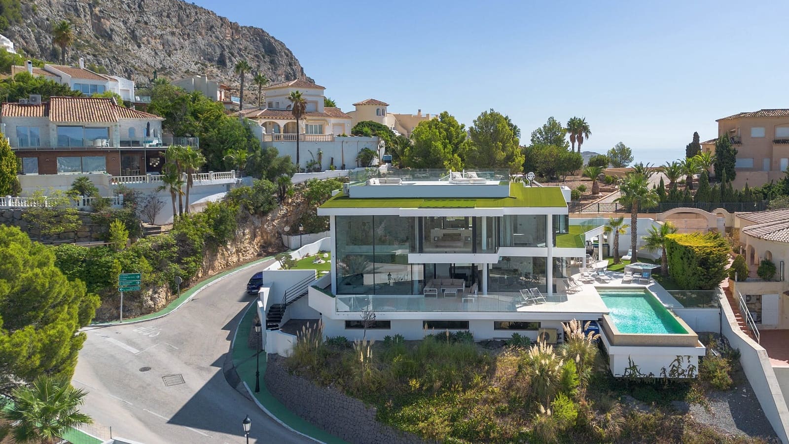 6 soveværelse Villa til salg i Altea med swimmingpool garage - € 2.495.000 (Ref: 9997356)
