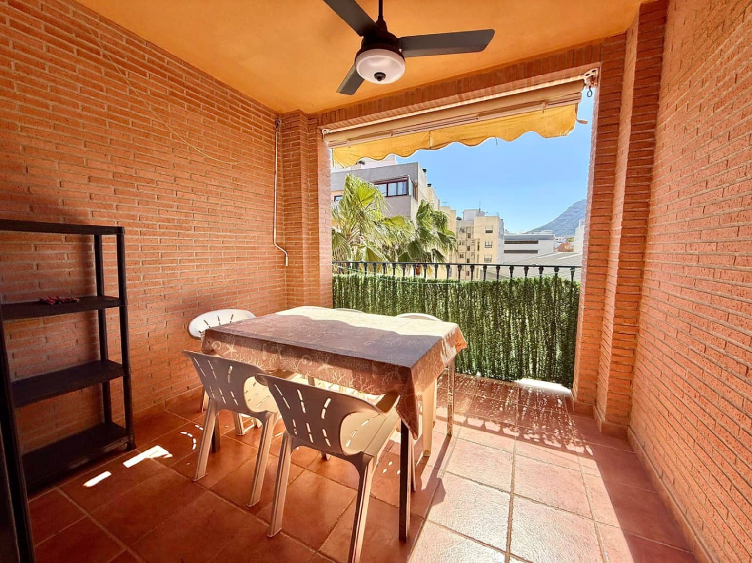 3 chambre Appartement à vendre à Denia avec piscine garage - 399 000 € (Ref: 9997358)