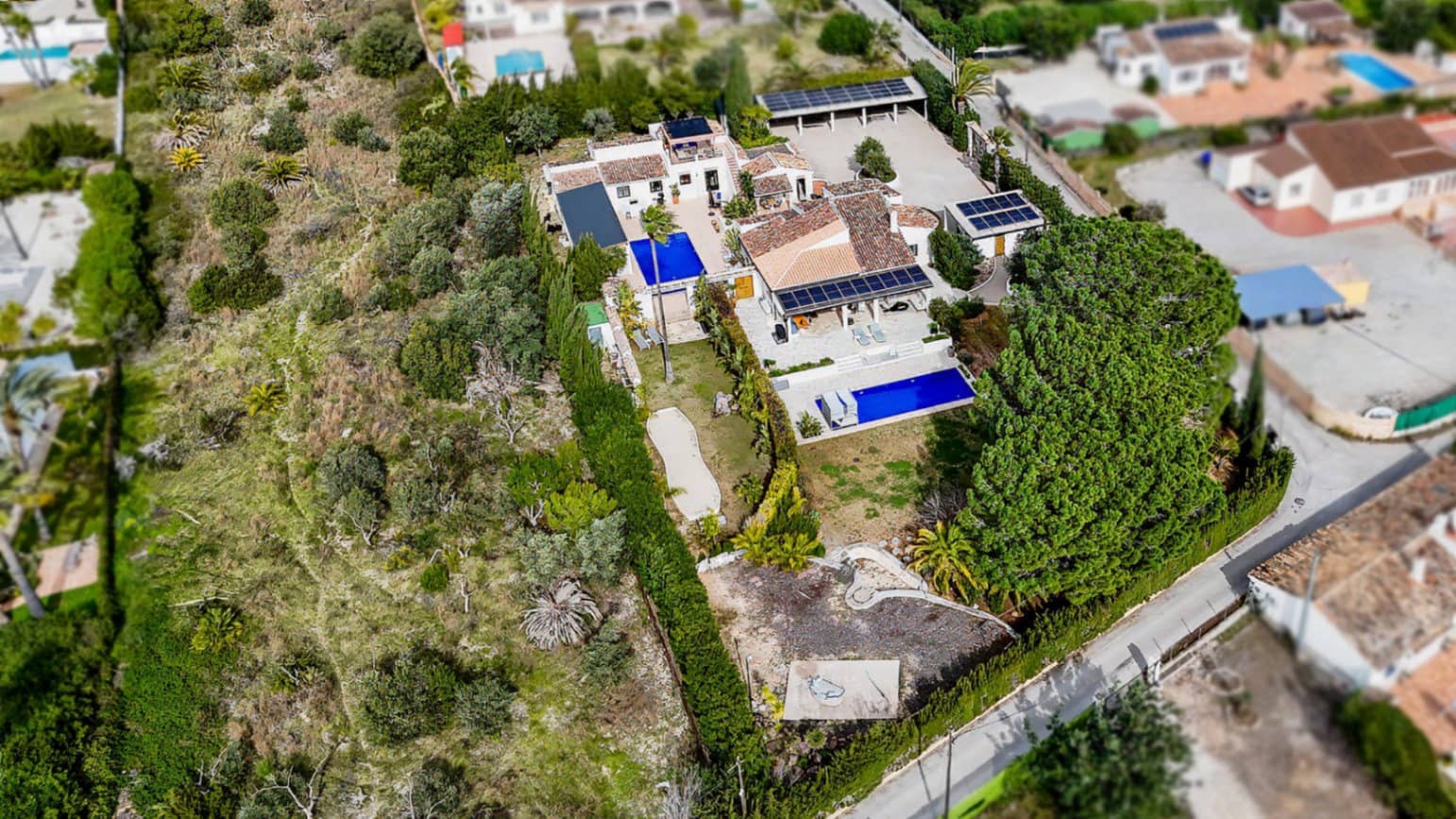 5 bedroom Villa for sale in Javea / Xabia with pool garage - € 2,190,000 (Ref: 9997359)