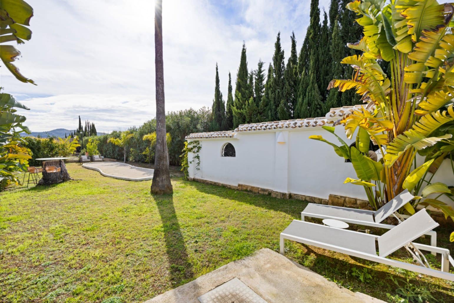 5 bedroom Villa for sale in Javea / Xabia with pool garage - € 2,190,000 (Ref: 9997359)