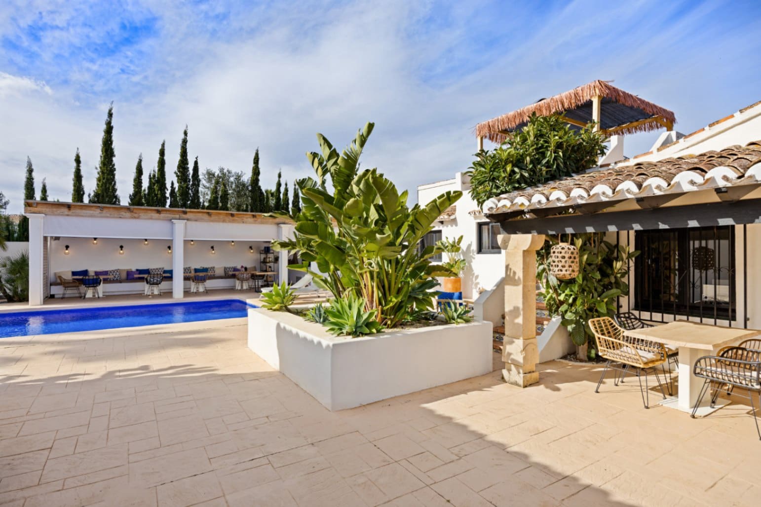 5 bedroom Villa for sale in Javea / Xabia with pool garage - € 2,190,000 (Ref: 9997359)