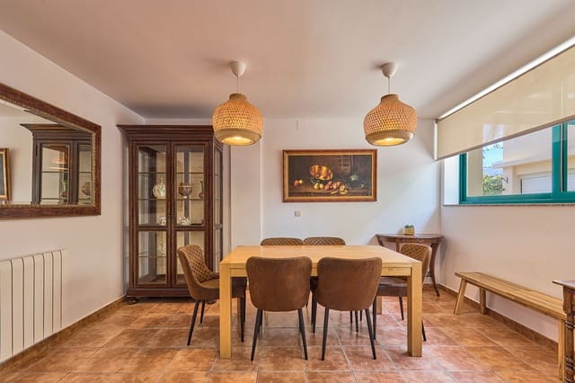 4 bedroom Villa for sale in Javea / Xàbia with pool - € 575,000 (Ref: 9997363)