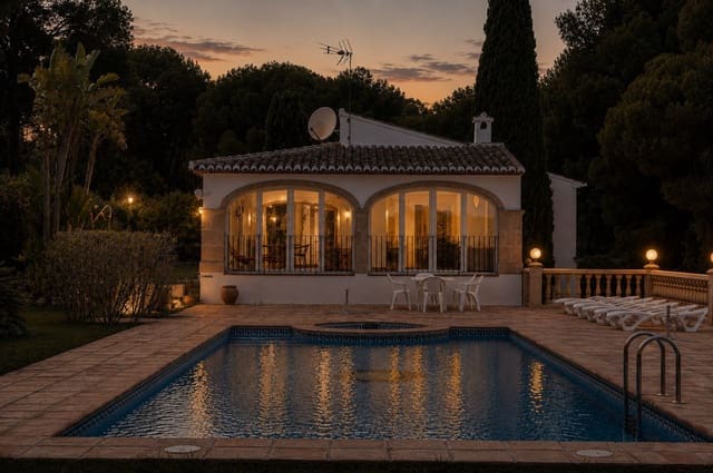 3 sypialnia Willa na sprzedaż w Javea / Xàbia z basenem garażem - 895 000 € (Ref: 9997364)