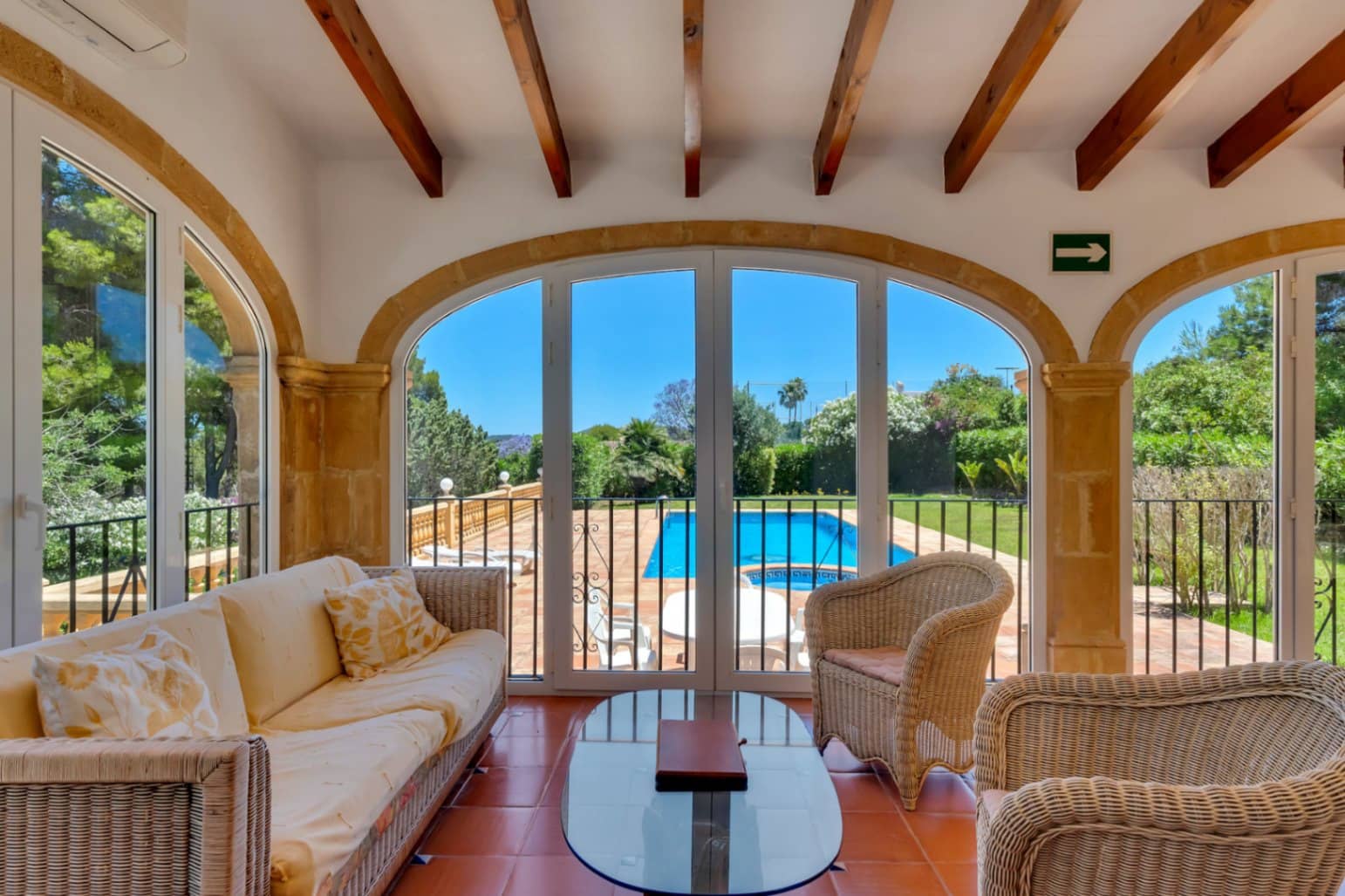 3 sypialnia Willa na sprzedaż w Javea / Xabia z basenem garażem - 895 000 € (Ref: 9997364)