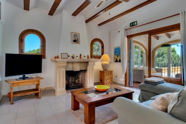 3 sypialnia Willa na sprzedaż w Javea / Xàbia z basenem garażem - 895 000 € (Ref: 9997364)