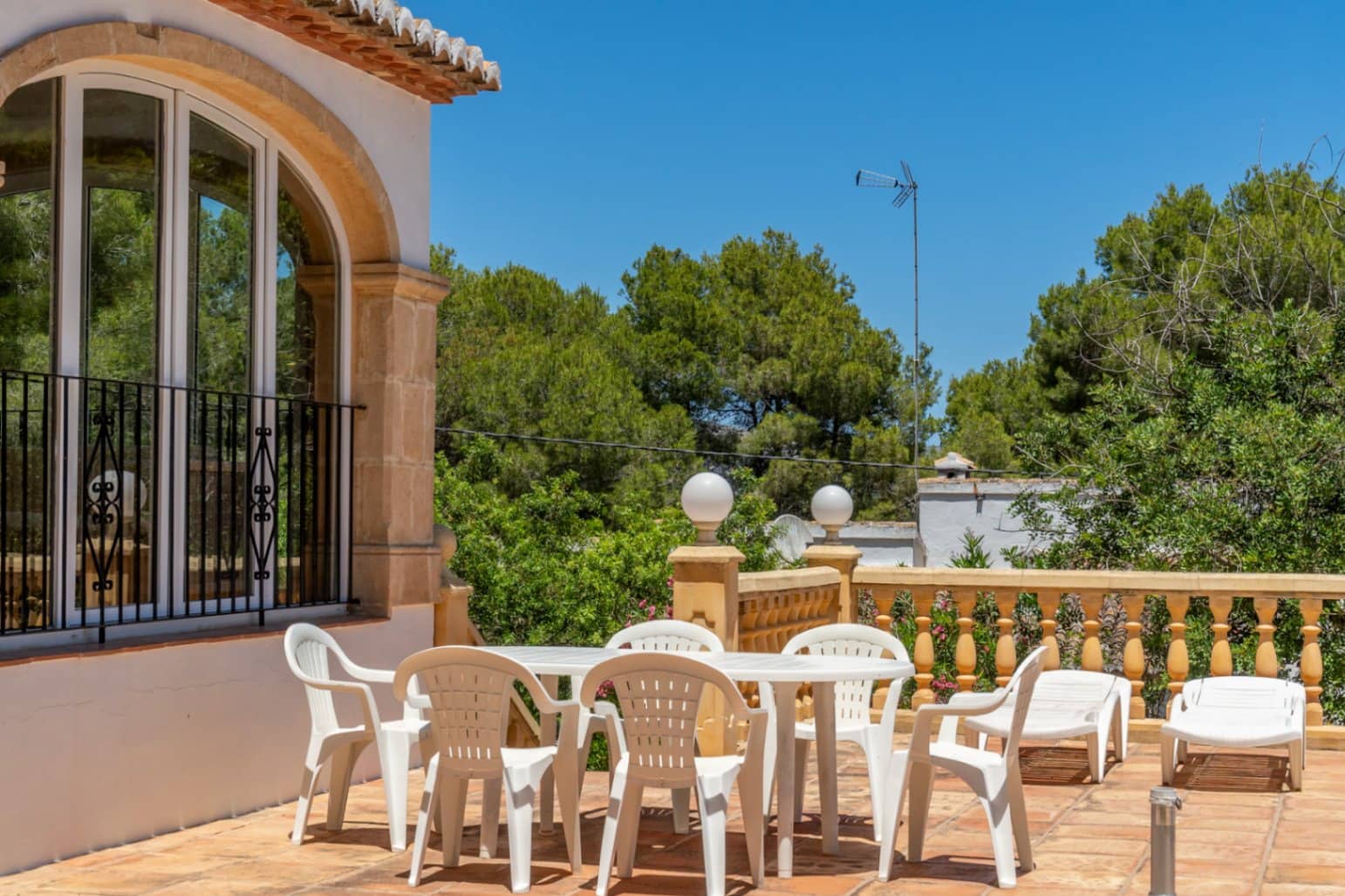 3 sypialnia Willa na sprzedaż w Javea / Xabia z basenem garażem - 895 000 € (Ref: 9997364)