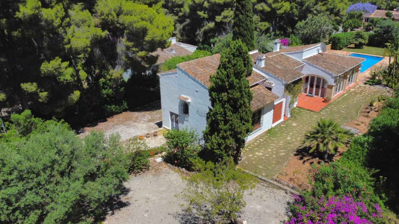 3 sypialnia Willa na sprzedaż w Javea / Xabia z basenem garażem - 895 000 € (Ref: 9997364)