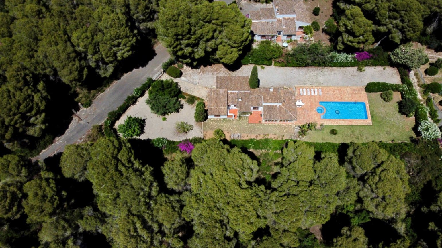 3 sypialnia Willa na sprzedaż w Javea / Xabia z basenem garażem - 895 000 € (Ref: 9997364)