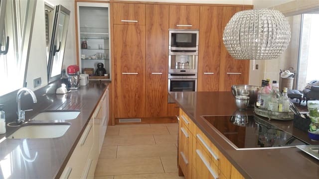 5 bedroom Villa for sale in Javea / Xàbia with pool garage - € 1,217,000 (Ref: 9997368)