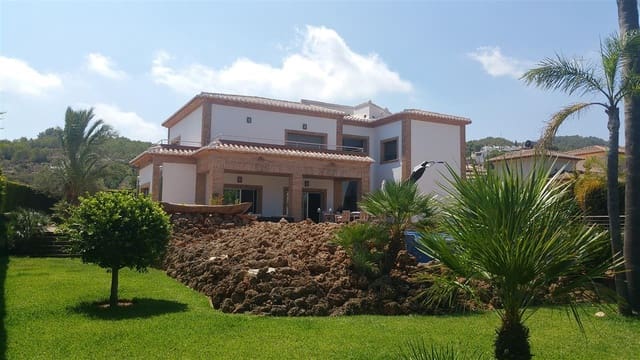 5 bedroom Villa for sale in Javea / Xàbia with pool garage - € 1,217,000 (Ref: 9997368)