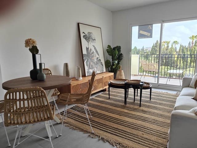 2 bedroom Apartment for sale in Dénia with pool - € 381,000 (Ref: 9997369)