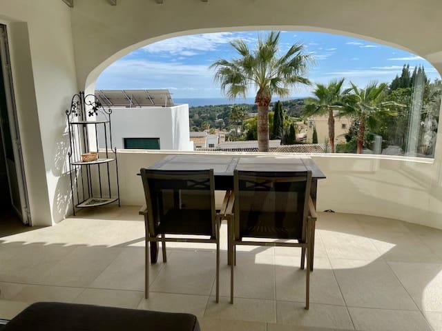 5 soveværelse Villa til salg i Moraira, Teulada-Moraira med swimmingpool garage - € 795.000 (Ref: 9997370)