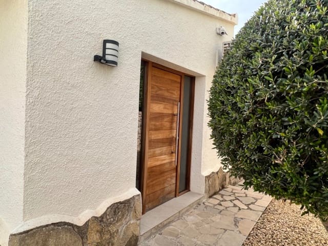 5 soveværelse Villa til salg i Moraira, Teulada-Moraira med swimmingpool garage - € 795.000 (Ref: 9997370)