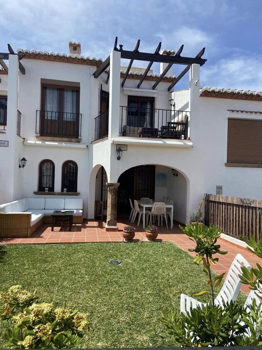 4 soveværelse Rækkehus til salg i Javea / Xabia med swimmingpool - € 990.000 (Ref: 9997373)