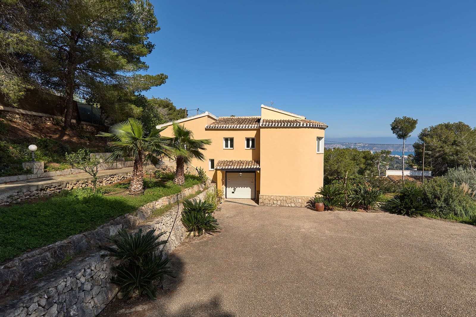 4 soveværelse Villa til salg i Javea / Xabia med swimmingpool garage - € 975.000 (Ref: 9997374)